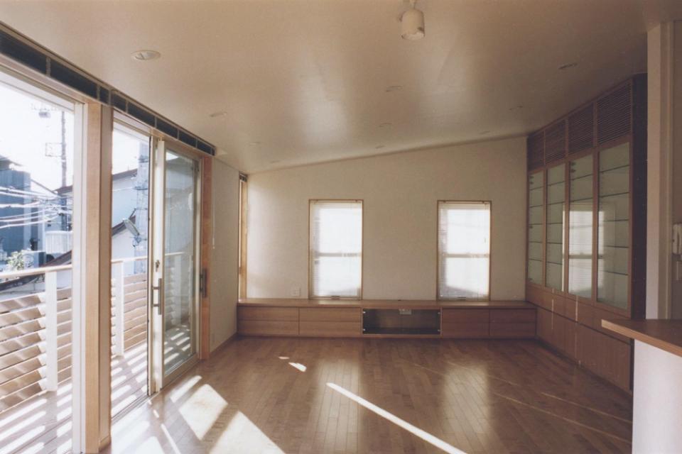駒沢の家（角地に建つ部分共有型２世帯住宅）の写真4