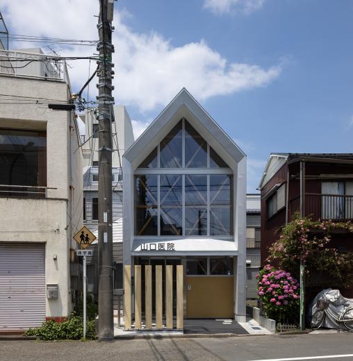 【横浜Y医院】木造の大きなワンルーム空間・ウッドデザイン賞2022受賞の写真1