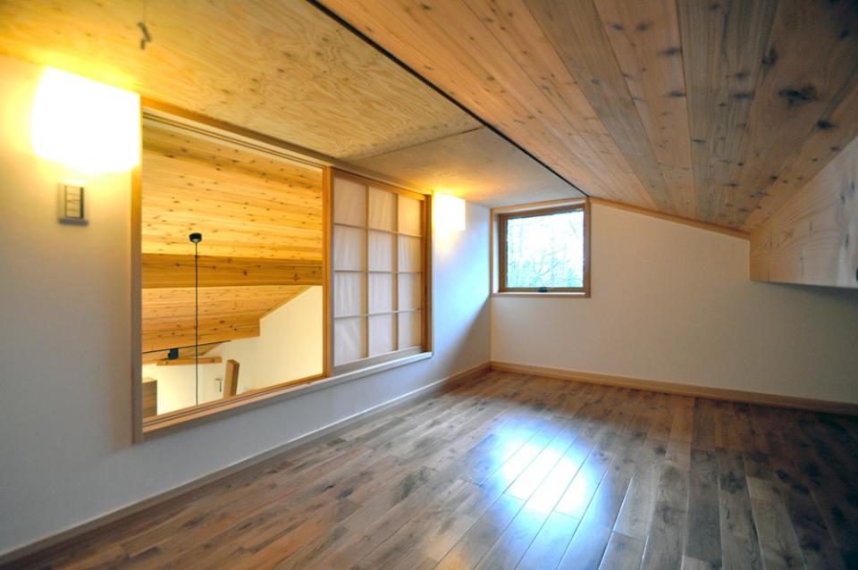 現在のライフスタイルに対応した和風モダンの木造健康住宅の写真5