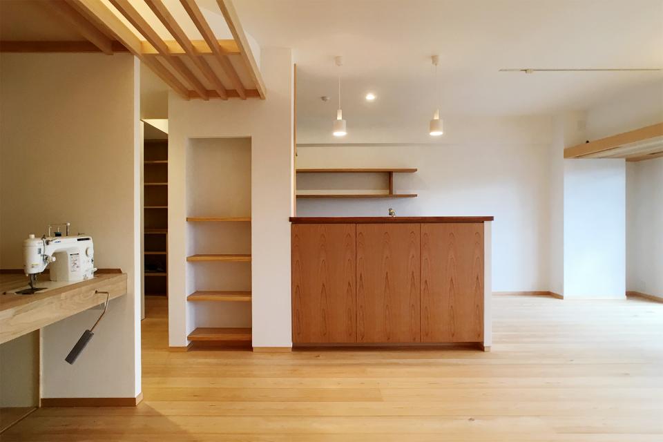 浦和マンションリノベーション　裁縫スペースのある家の写真1